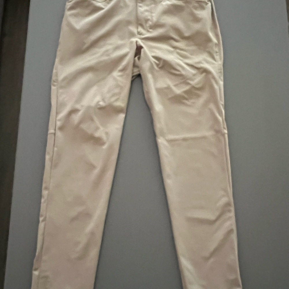 Lululemon Men's Slim Stretch Pants in Beige